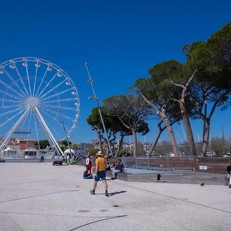 Mara Old Town - Happy * Antibes