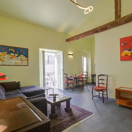 Mara Old Town - Happy Apartment