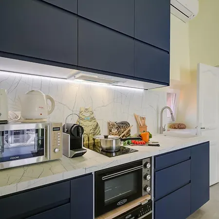 Mara Old Town - Happy Apartament Antibes