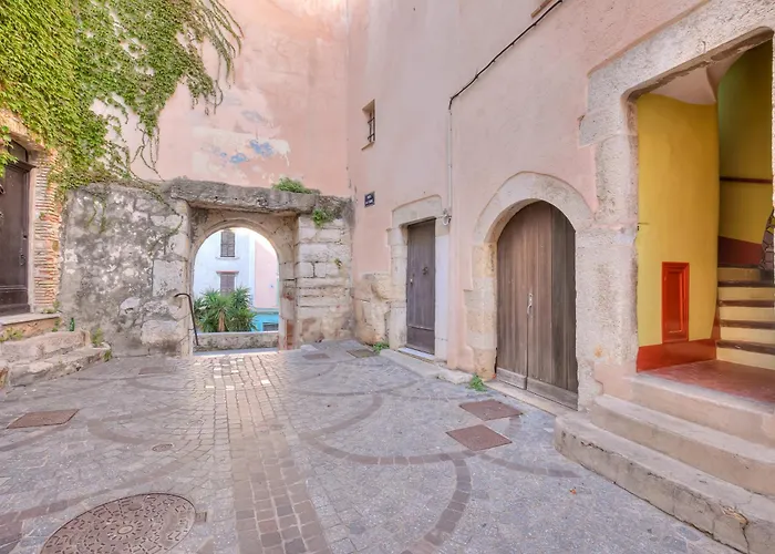 Mara Old Town - Happy 公寓 *