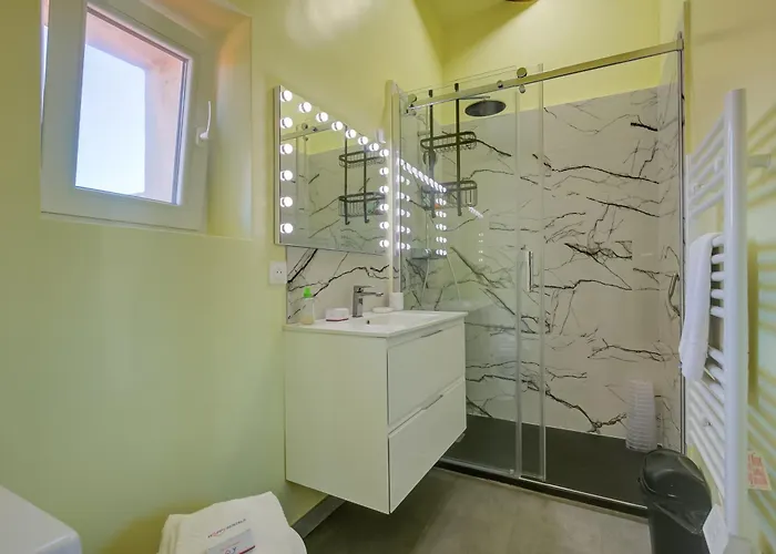 Apartment Mara Old Town - Happy