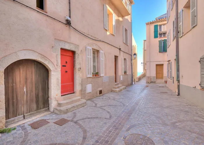 Mara Old Town - Happy Apartment